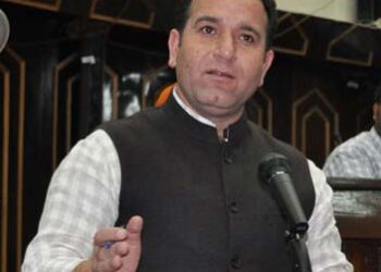 Govt failed on all fronts: LoP Sharma