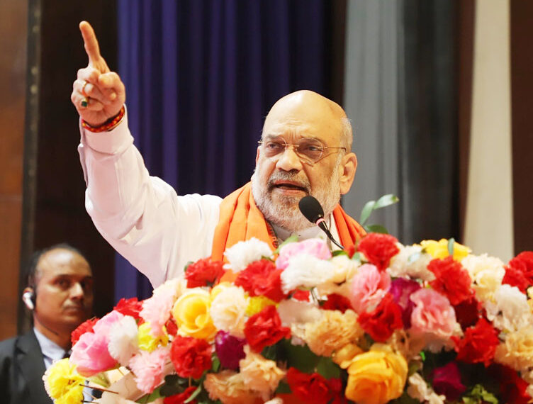 Buy swadeshi products to make Bharat Atamnirbhar: Amit Shah