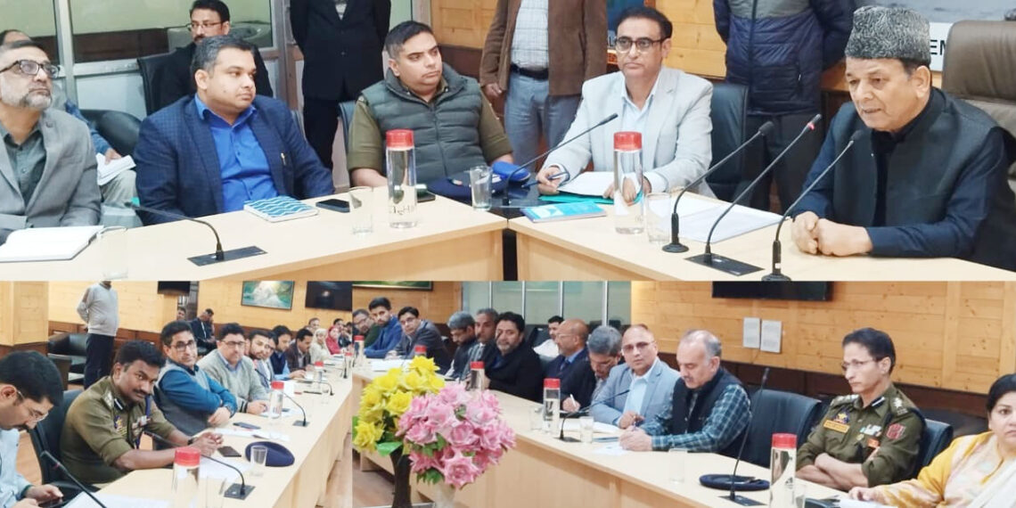 Speaker reviews arrangements for LA Session at Sgr