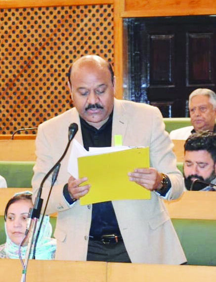 Dy CM introduces Bill on employment & service condition of workers