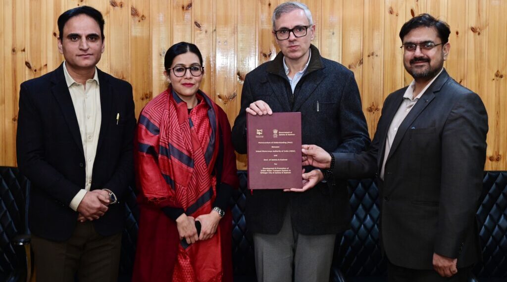 IWAI, J&K Govt sign MoU for dev of Sgr Water Metro