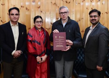 IWAI, J&K Govt sign MoU for dev of Sgr Water Metro