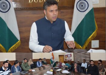 Holistic support, vigilance key to TB eradication in Budgam: DC