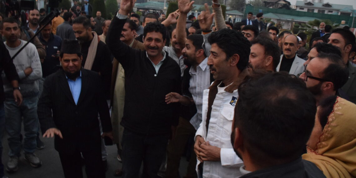  RS Poll Results: Joint celebrations outside Civil Secretariat