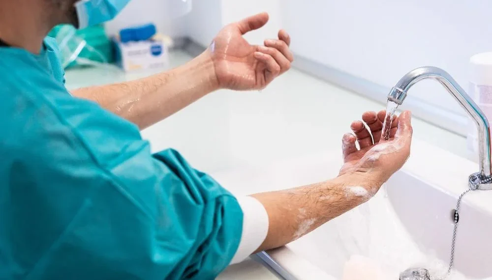 Clean hands key to disease-free life: Doctors
