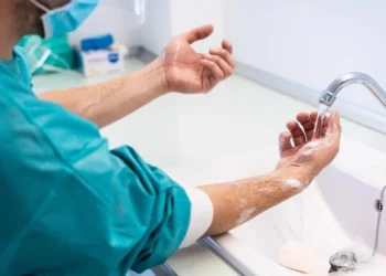 Clean hands key to disease-free life: Doctors