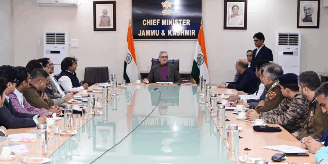 CM Omar calls for smooth, well-coordinated Darbar Move