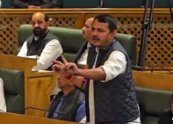 Slathia lays report of House Committee on revision of salary, allowances of Legislators
