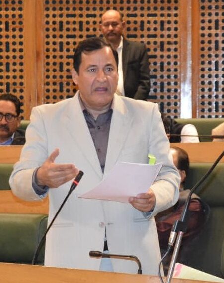 Agri, allied sectors suffered Rs 209 Cr loss due to NH closure: Dar