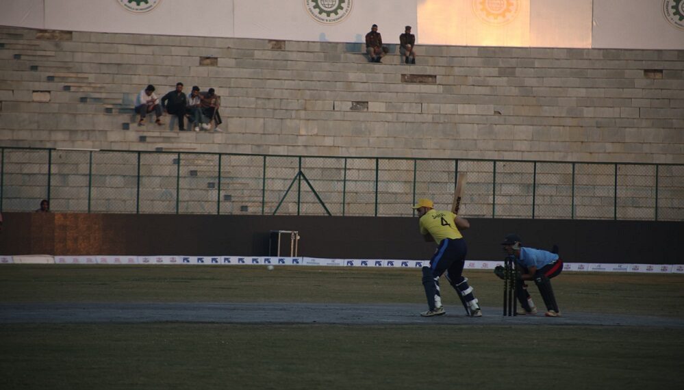 League unites Kashmir youth, icons