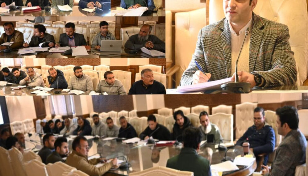 DC Kulgam reviews RDD progress, stresses timely completion of works