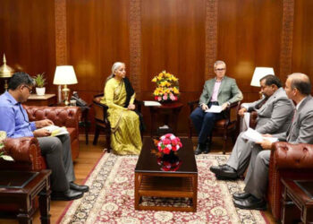 CM Omar calls on FM Sitharaman