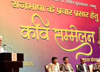 Use your pens as weapons against radicalisation: LG Sinha urges poets