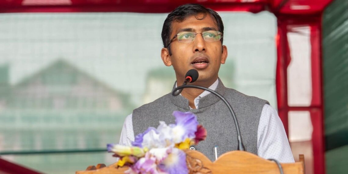 Kashmir fully prepared for harsh winter:  Garg