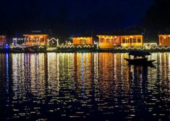 Night temp improves in Kashmir