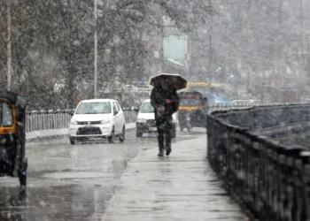 Cold wave prevails, MeT predicts snow, rain on Dec 20