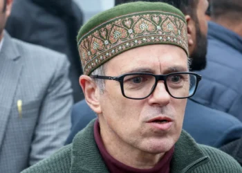 Omar slams Nitish over hijab incident, recalls Mehbooba’s ‘burqa episode’
