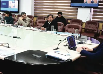 Omar reviews urban projects taken up under SASCI