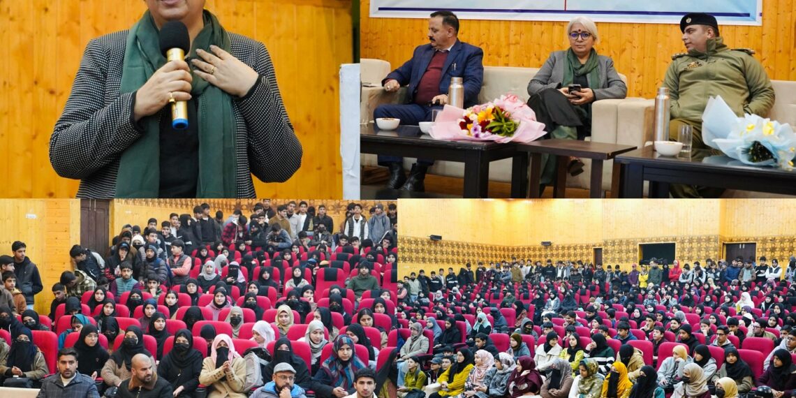 DC Bandipora attends career counselling session at Kaloosa