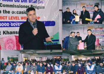 Prashasan Gaon Ki Ore:DC Budgam chairs public darbar at Khansahib