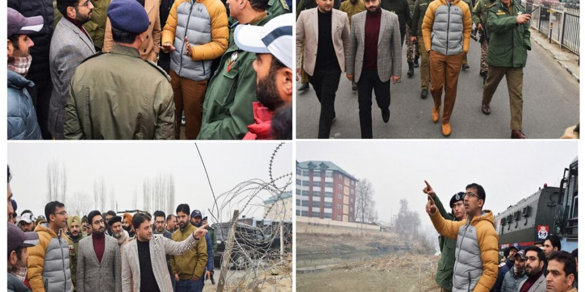 Div Com Kashmir reviews Natipora junction, Barzulla underpass to ease traffic flow 