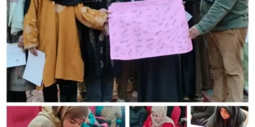 DCPU Bandipora holds Child Marriage Free Bharat signature campaign