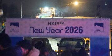=== New Year Celebrations ===  Amid surge in tourist arrivals, security enhanced in Kashmir