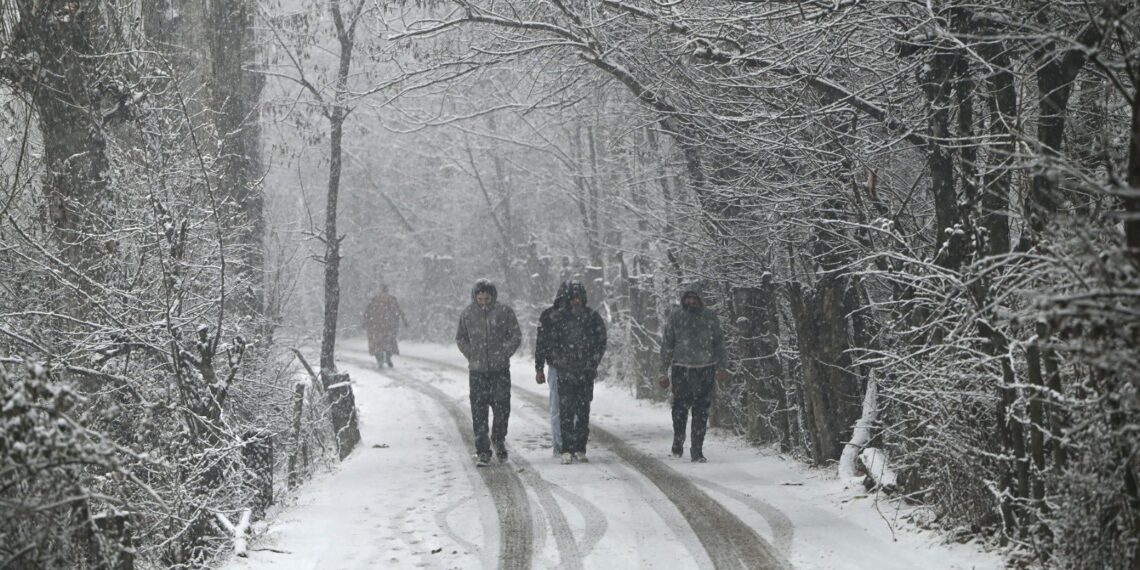 Rain, snowfall likely to end dry spell in J&K