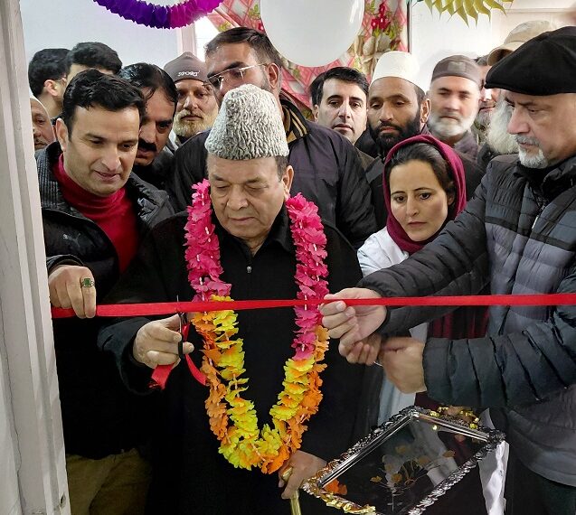 Speaker J&K Legislative Assembly tours Charar-e-Sharief