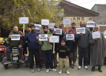 JKHA protests for welfare schemes