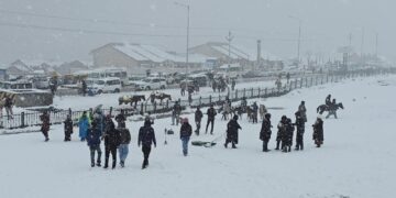 Tourist influx in Sonamarg touches 4.17 lakh till November