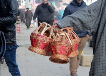 Cold wave deepens as dry conditions prevail in J&K, Ladakh