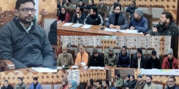 DC Kupwara reviews NRLM implementation