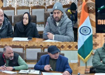 DC Kupwara reviews tele-consultation services, pushes digital healthcare outreach