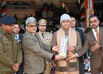 77th R-Day celebrations culminate with Beating Retreat Ceremony