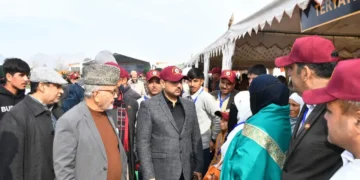 Satish Sharma pays tribute at veterans rally in Rajouri