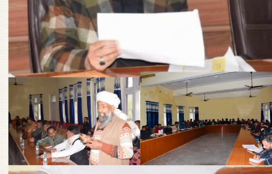 Secretary RDD reviews rural development schemes in Rajouri