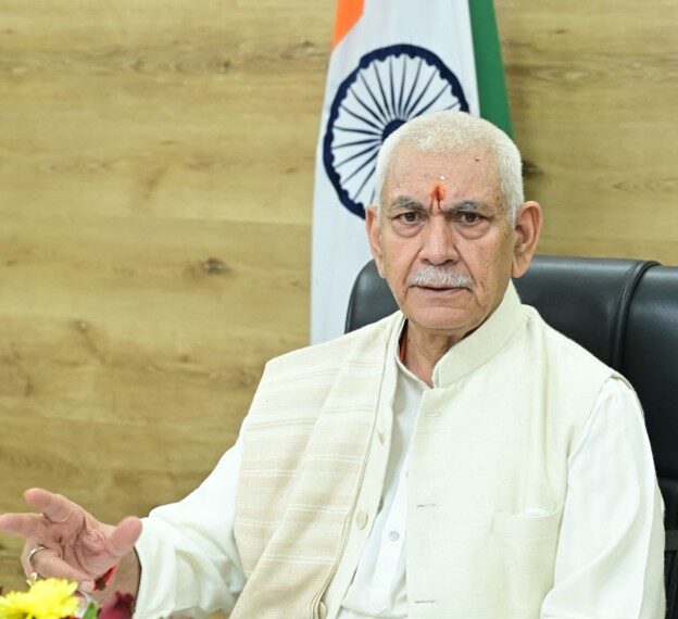 Turn varsities into powerhouses of ideas, talent: LG Sinha