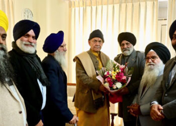 DGPC Jammu delegation meets LG Sinha