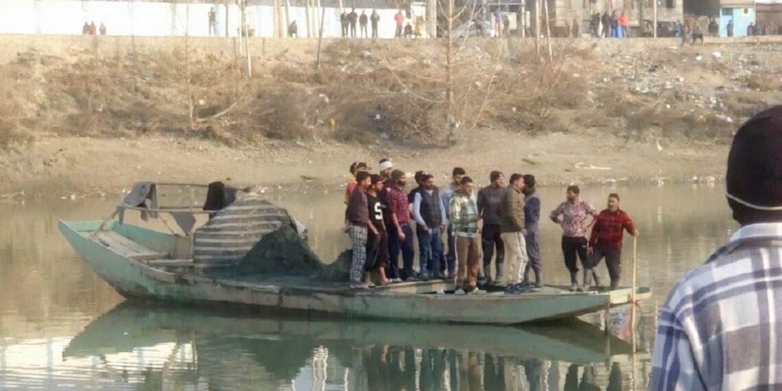 Jhelum returns last victim of Gandbal boat tragedy