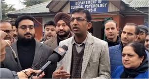 Drug addiction increased three times in Kashmir in last 3 years: Div Com