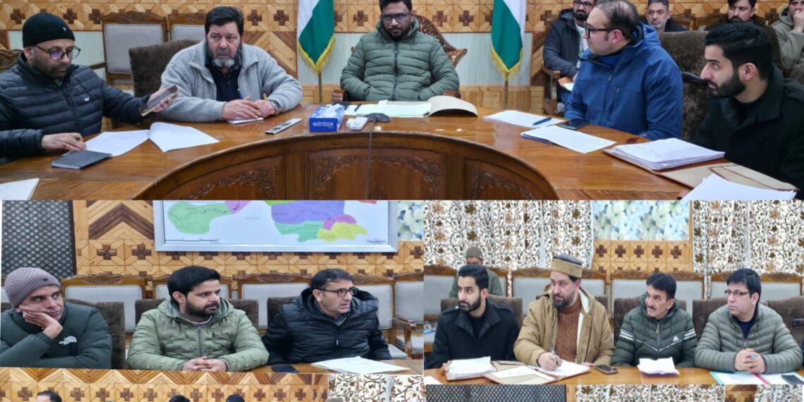 DC Kupwara reviews change of Land Use cases, calls for time-bound disposal