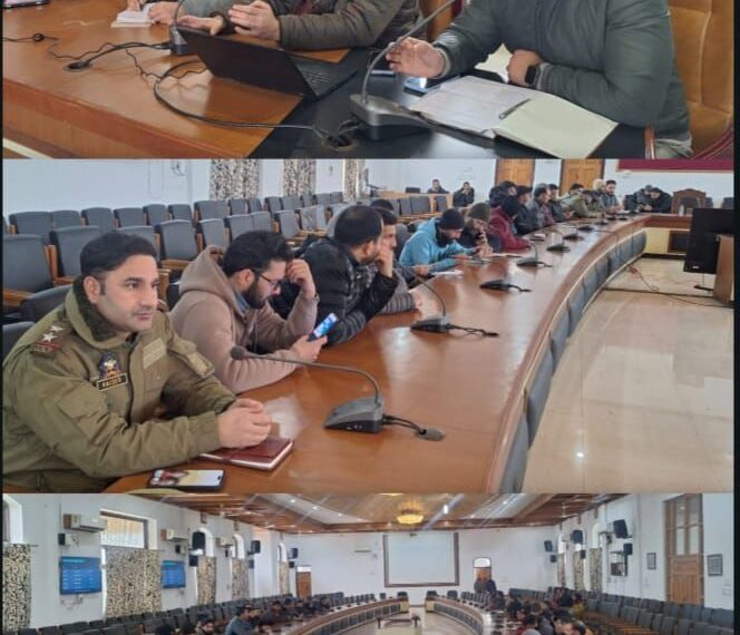 Anantnag Admin conducts AI-focused workshop on Safer Internet Day
