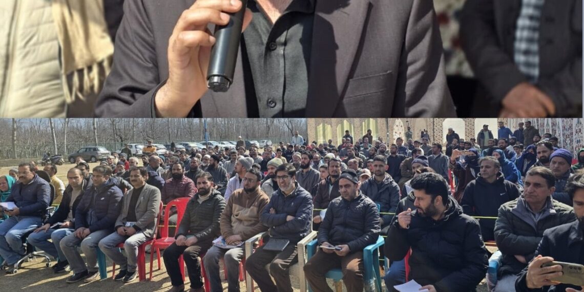 DC Anantnag chairs Gram Diwas at Sheikhgund