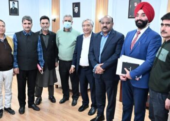 Deputy CM calls for simplifying welfare rules for workers