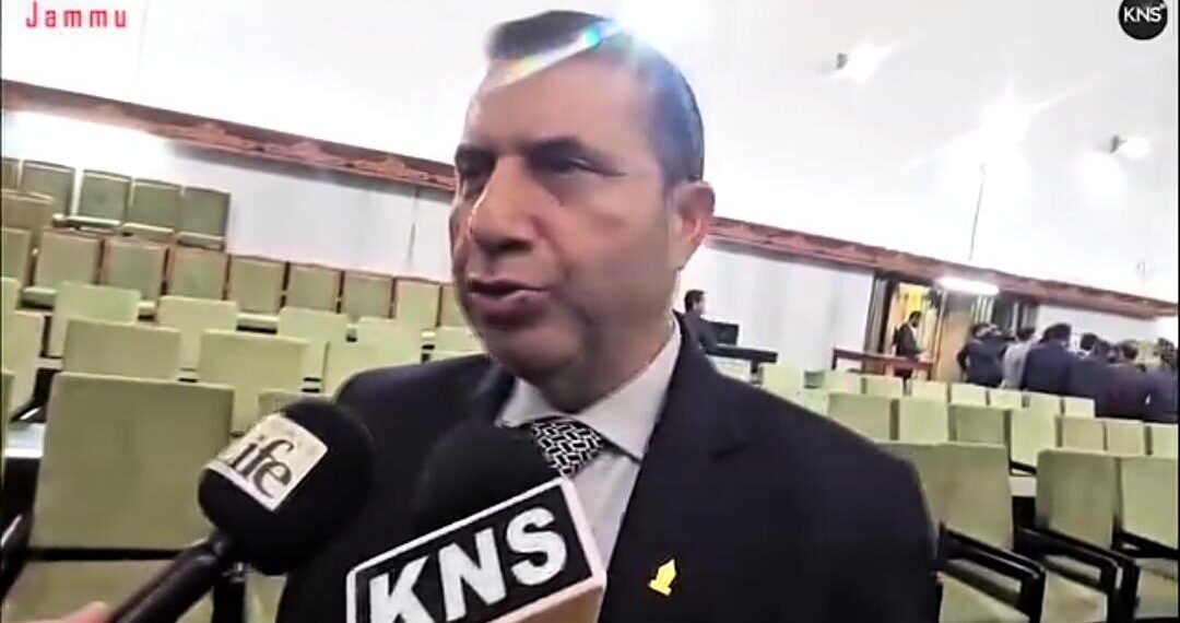 Prioritize tourism in Budget to fight unemployment: MLA Gulmarg