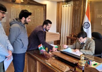 Mission YUVA : DC Baramulla approves 458 cases at DLIC meeting 