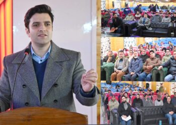 DC Kulgam launches Sampoornata Abhiyaan 2.0 in Manzgam