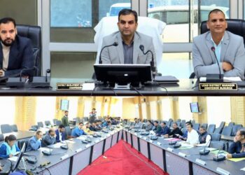 DC Ramban reviews performance of Banks