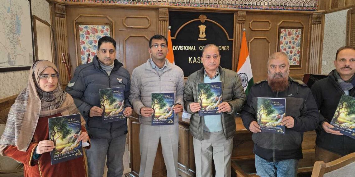Div Com, Dir Sericulture unveil ‘Silk Kash’ quarterly journal